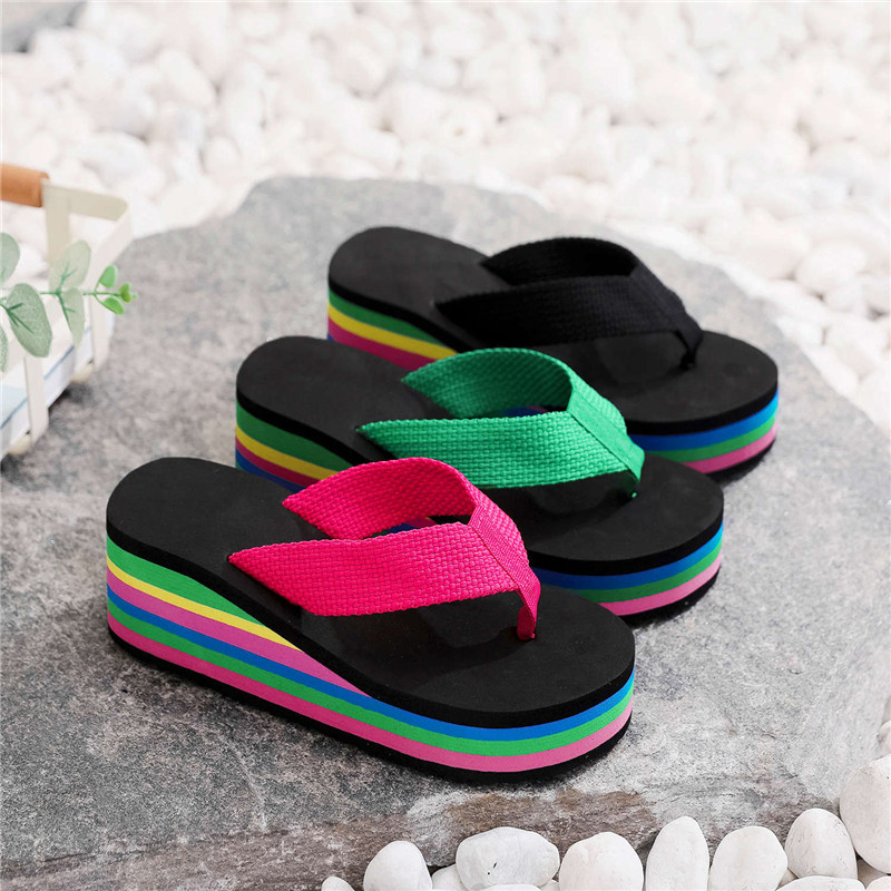 Chinelo de Praia Feminino Anti - Embroidery Garments avaliação e preço