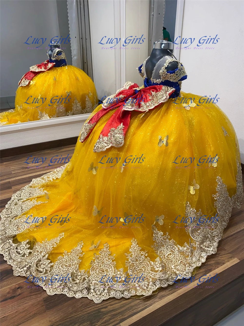 Qualidade borboleta applique l - Embroidery Yellow Dress avaliação e preço